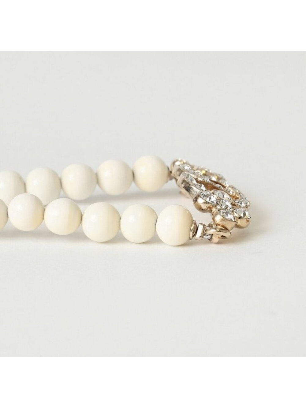 Chanel Bracelet Gold White - Picture 2 of 6